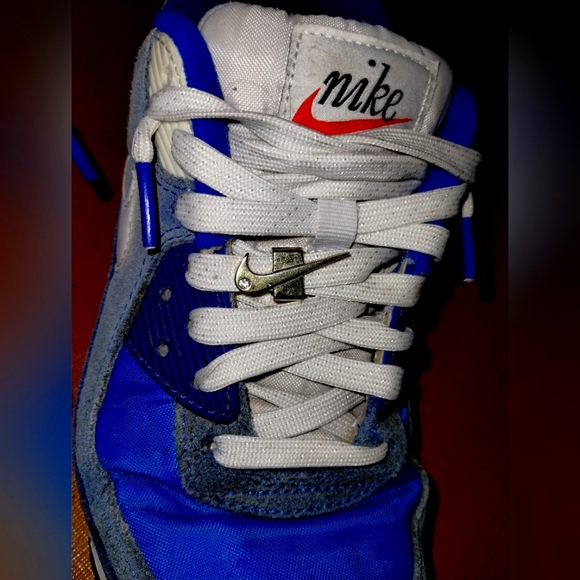 NIKE Air Max First Use Signal Blue 💙 women's size 8.5 - Picture 6 of 10